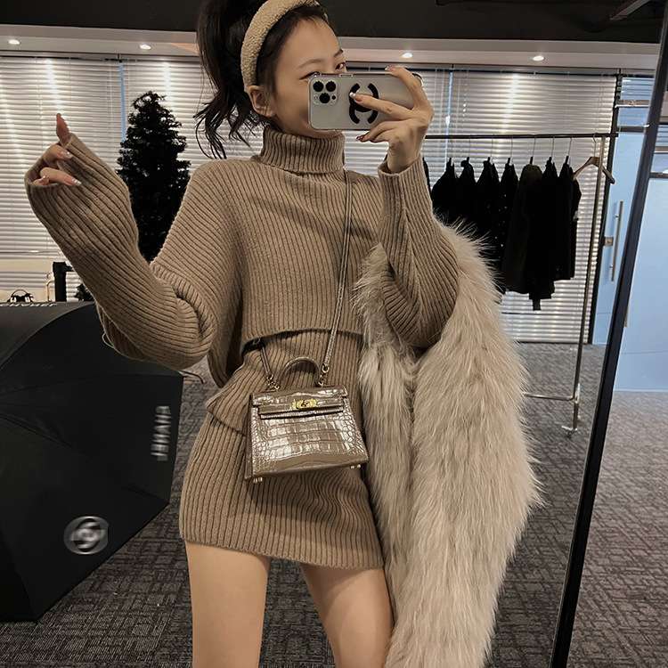 フワモコタートルネック ニットミニワンピース