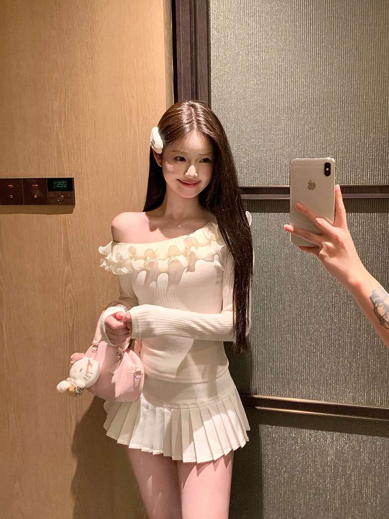 ミニワンピース フリルデコルテワンピ プリーツスカート