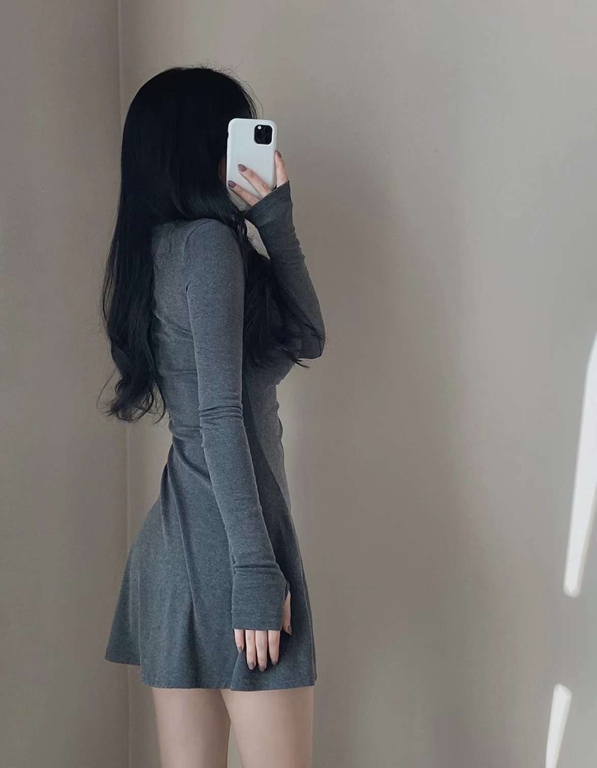 ミニワンピース シンプル無地 超ミニ丈 タイトニットワンピ 韓国風