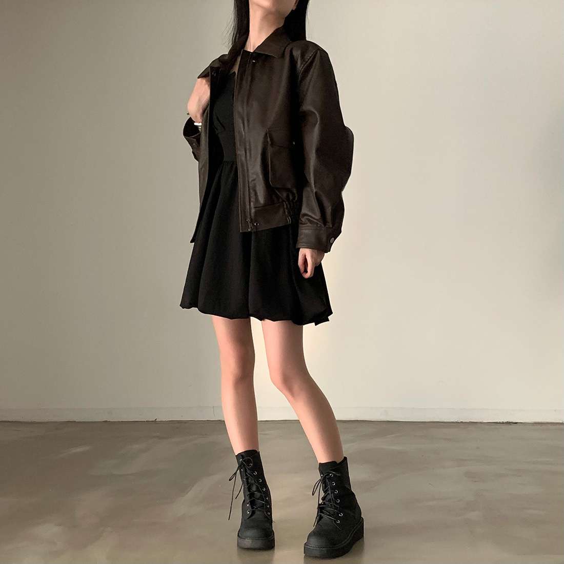 シンプルプリーツキャミミニワンピース