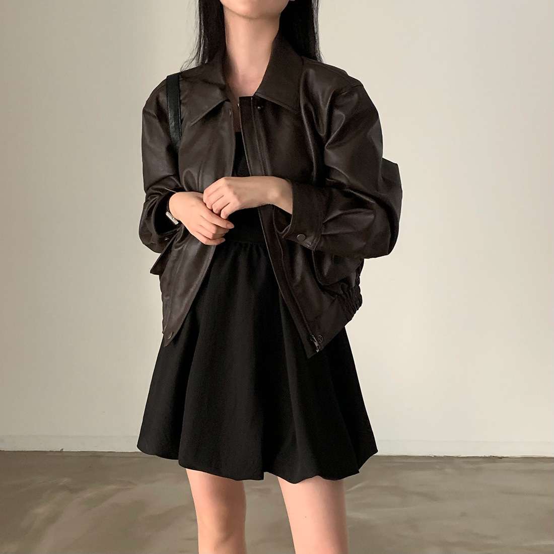 シンプルプリーツキャミミニワンピース