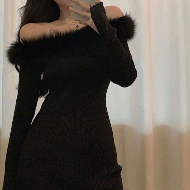 ファー付きリブニットミニワンピース