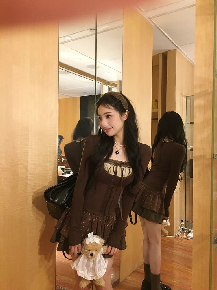 レースアップ ミニワンピース フリル