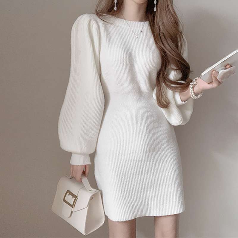 ふんわり袖のリブニットミニワンピース