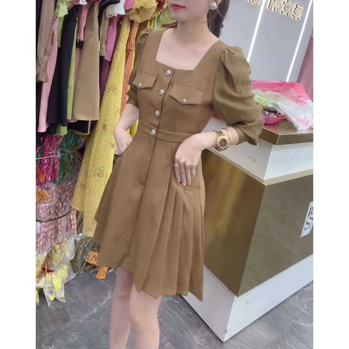 ミリタリーテイストフレアワンピース