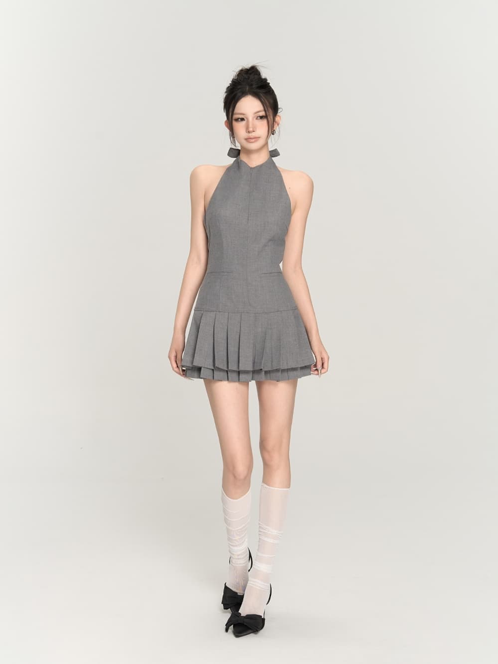 ホルターネックプリーツ フレアミニワンピース