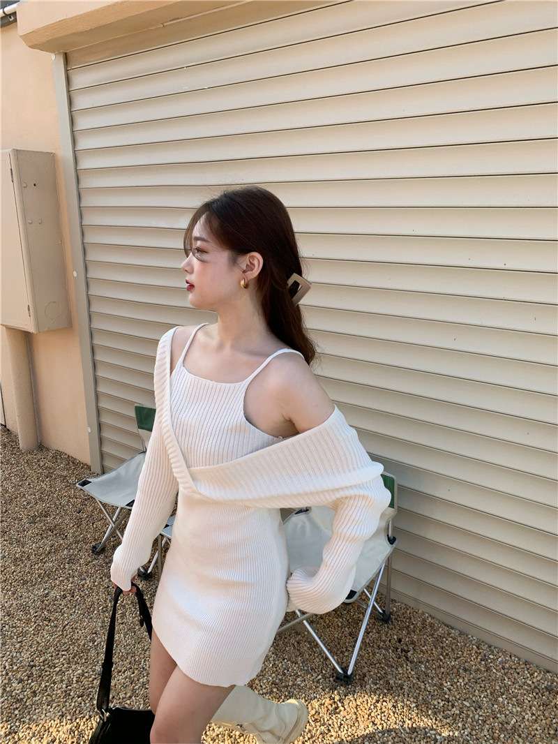 ミニワンピース オフショルダーキャミニットワンピース