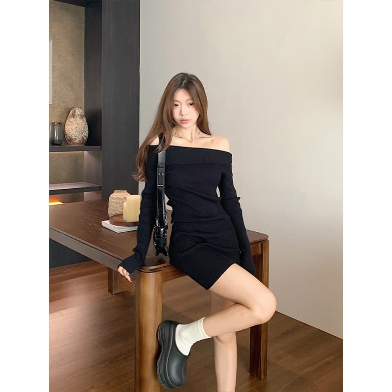 肩魅せリブニットミニワンピース