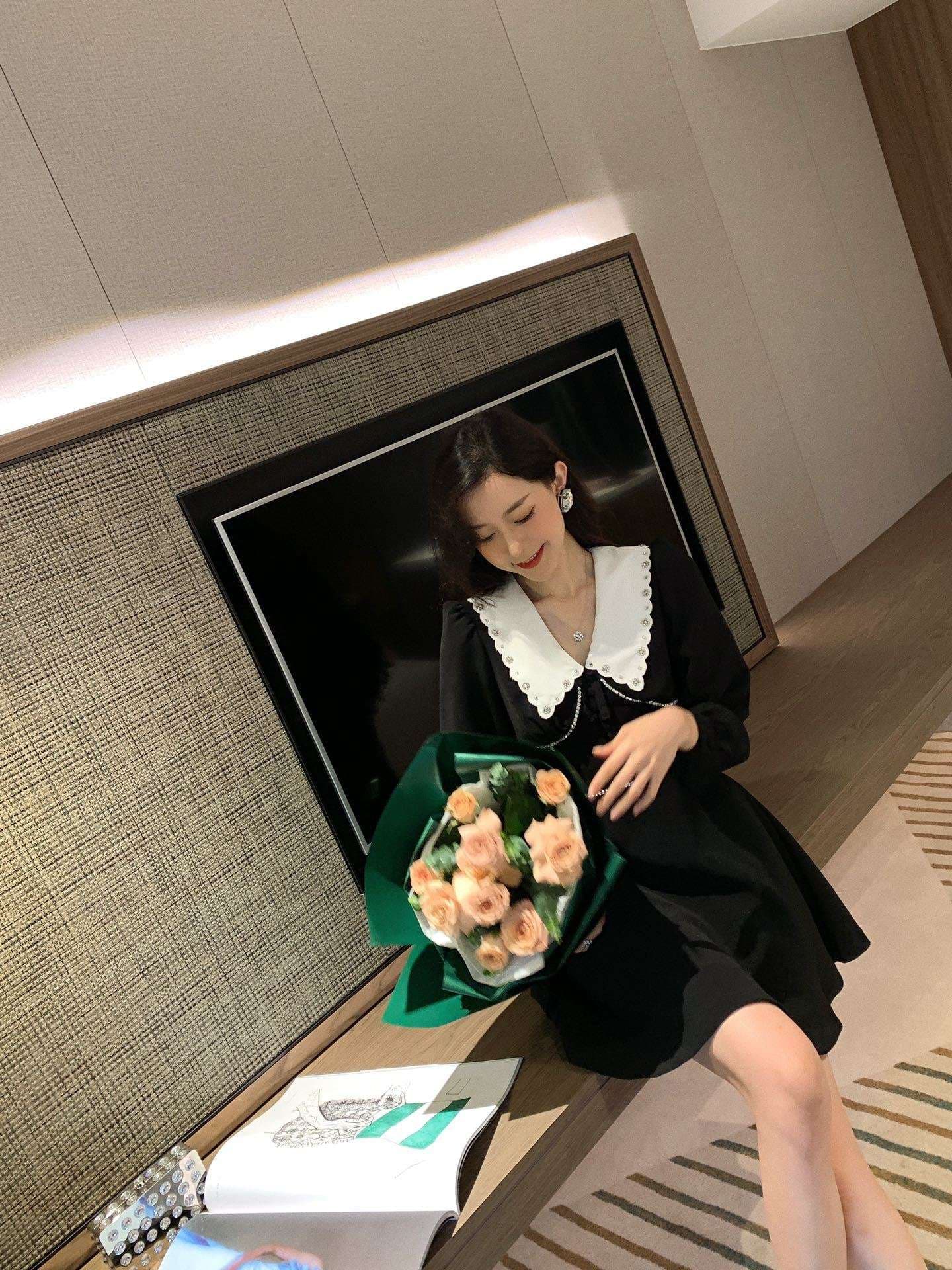 レース襟パール装飾フレアミニワンピース