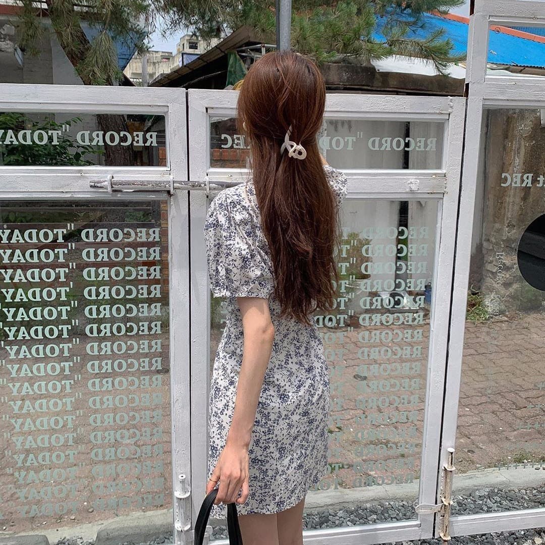 ミニワンピース 小花柄フリル袖 半袖ワンピ