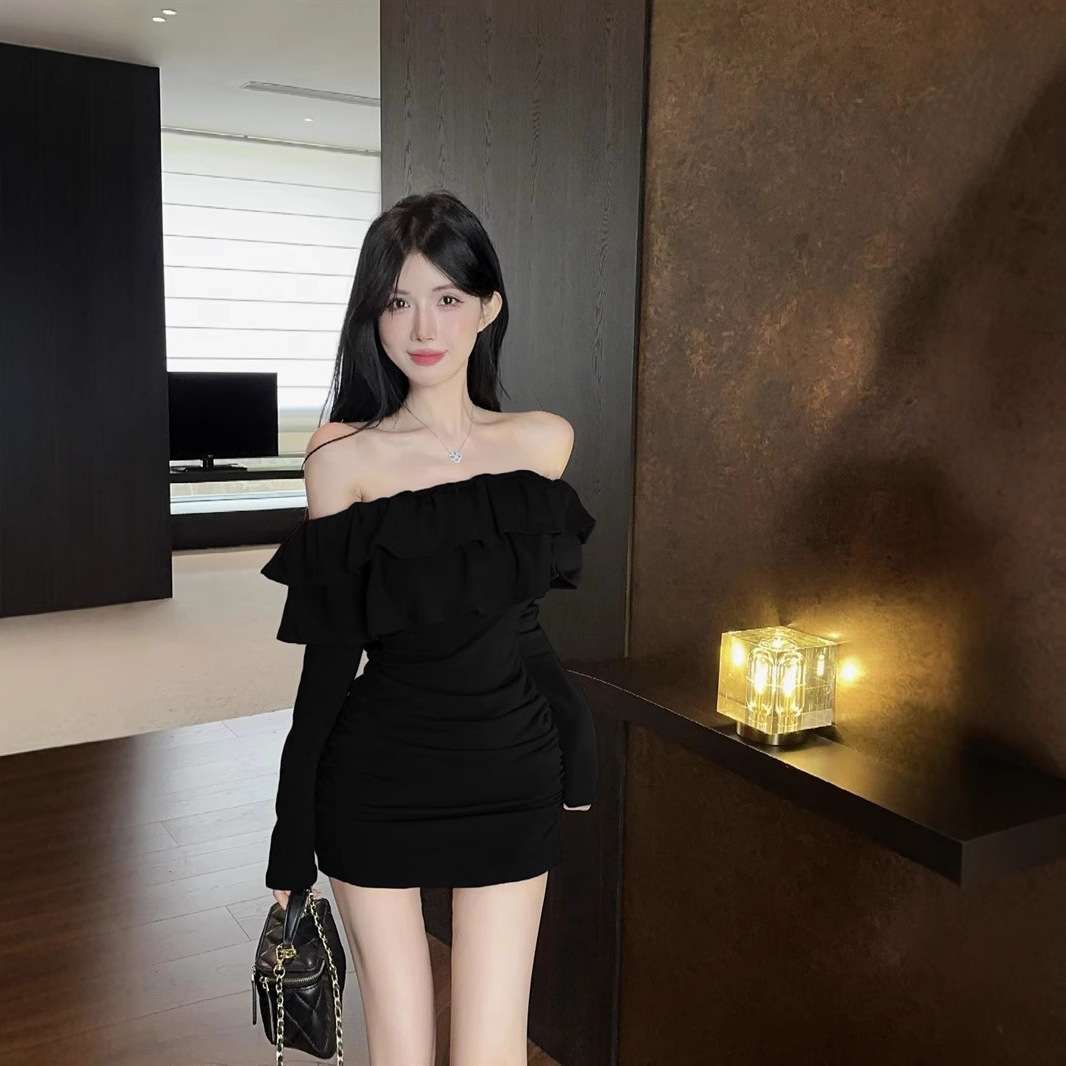 ミニワンピース フリルオフショルダー 超ミニ丈タイトワンピ