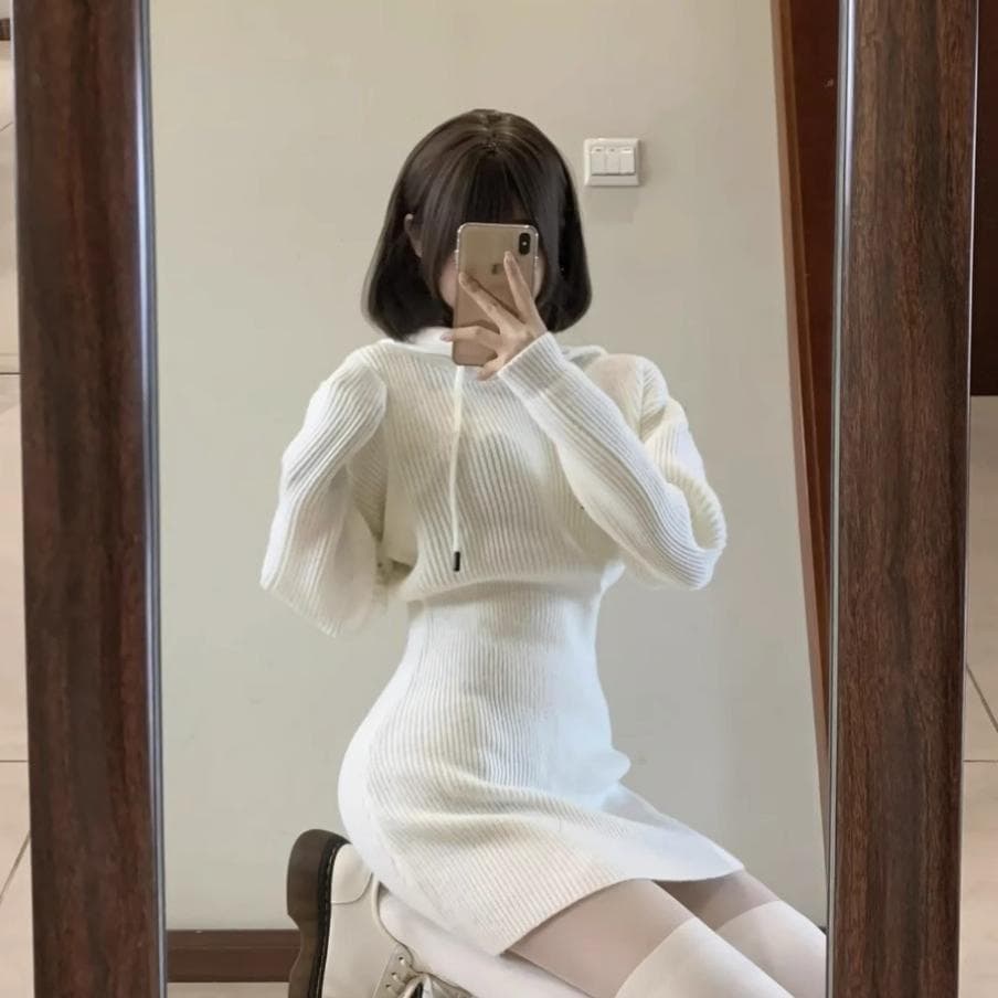 フード付きリブニットミニワンピース