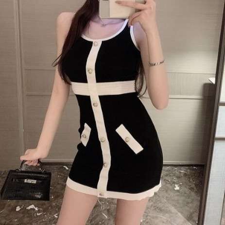 ミニワンピース モダンラインボタンデザイン 超ミニ丈タイト