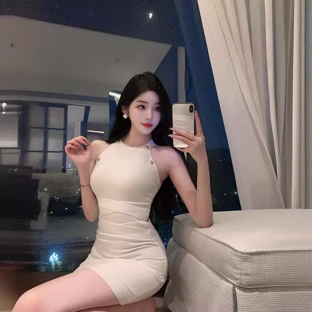 メタル装飾 タイトミニワンピース