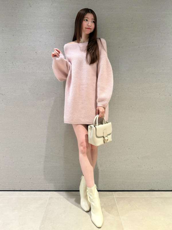 ふわもこオフショルニットミニワンピース