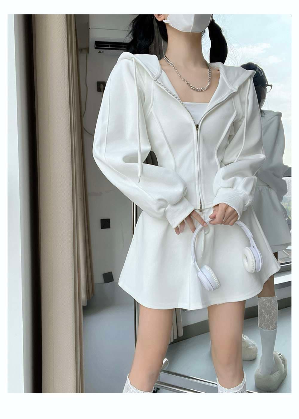 パーカー×スカート(スカパン付き)スウェットセットアップ