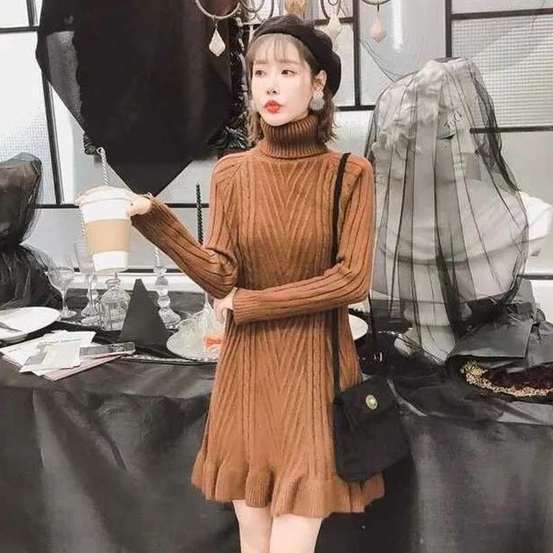ミニワンピース タートルネックニットワンピース
