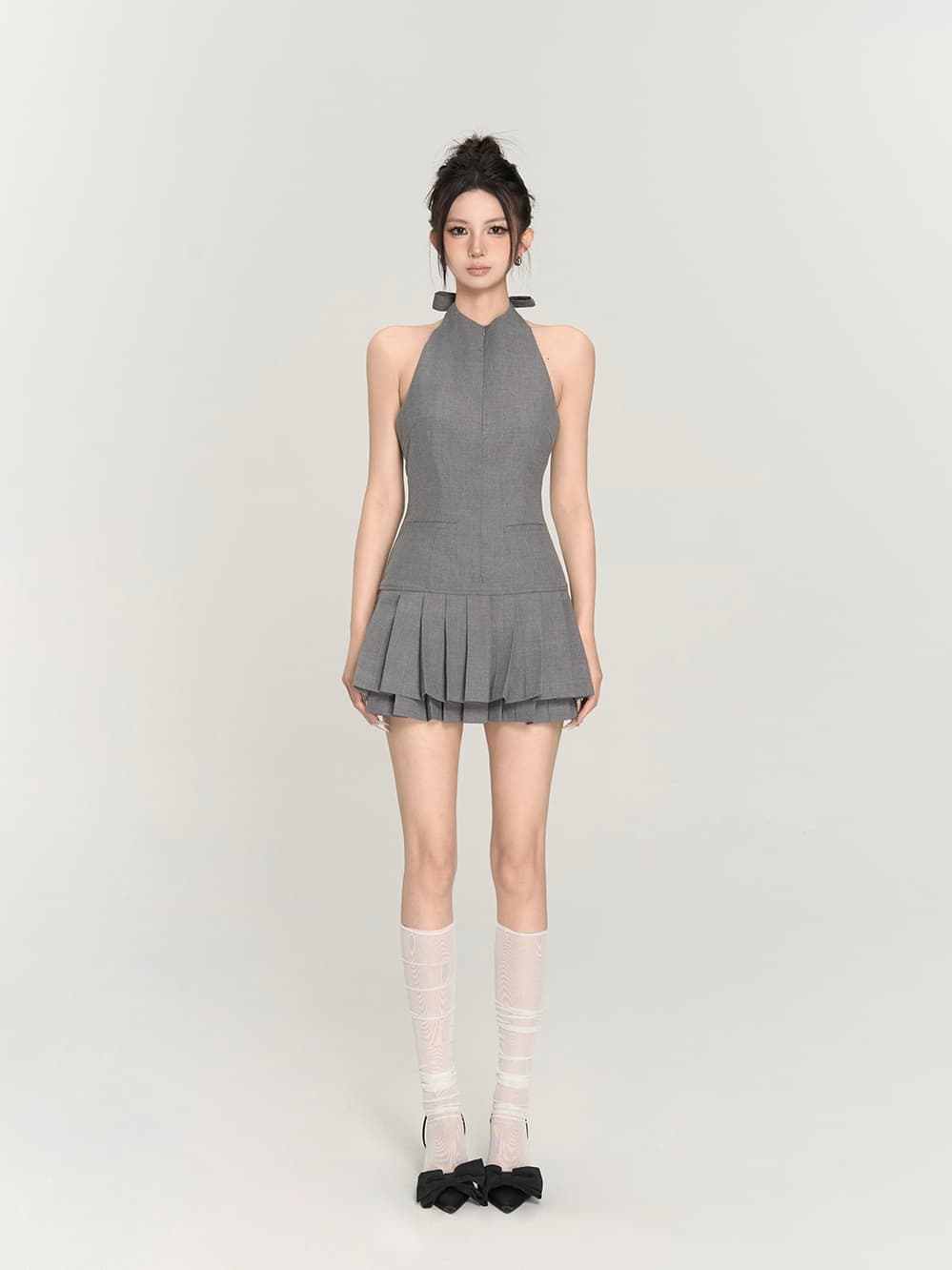 ホルターネックプリーツ フレアミニワンピース