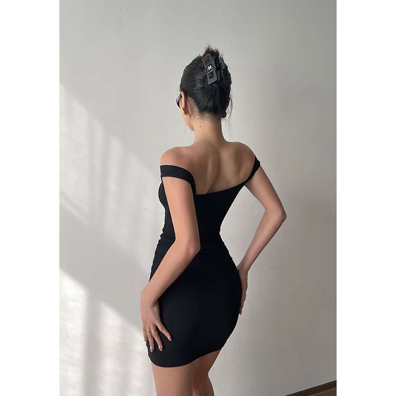 ミニワンピース オフショルダー超ミニ丈タイトワンピ