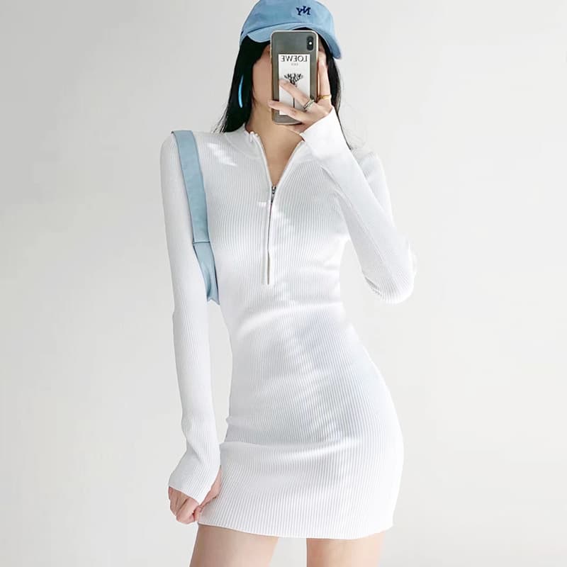 上品リブ編みハイネック ニットミニワンピース