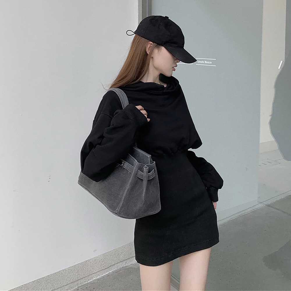黒色フード付き長袖ミニワンピース