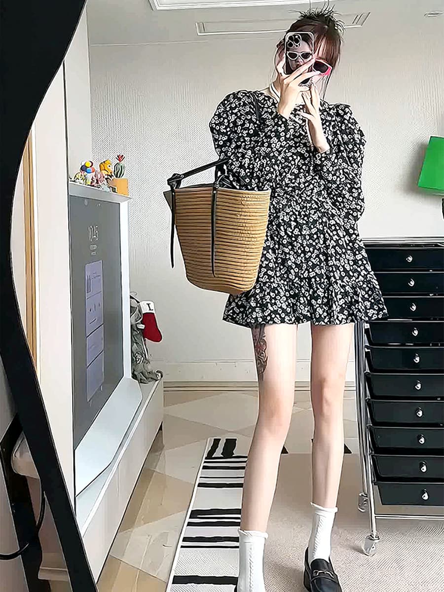クラシカル小花モチーフ フレアミニワンピース
