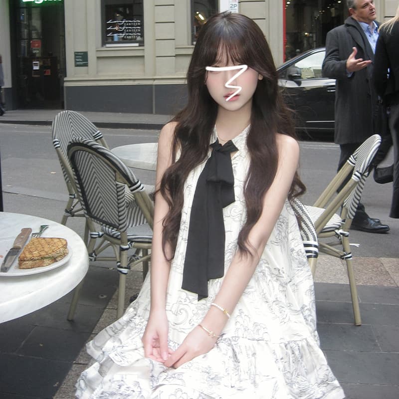 優美な花柄リボン ノースリーブミニワンピース