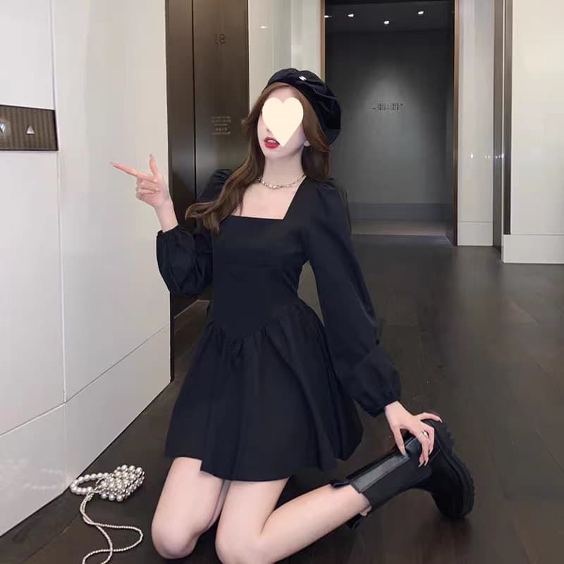 ミニワンピース 優美なスクエアネック ふんわりフレアミニワンピース
